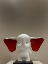 Modern Elephant